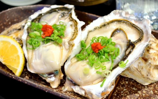 宮島で広島の牡蠣を食べませんか？「かき料理専門店 牡蠣屋」/ 宮島町